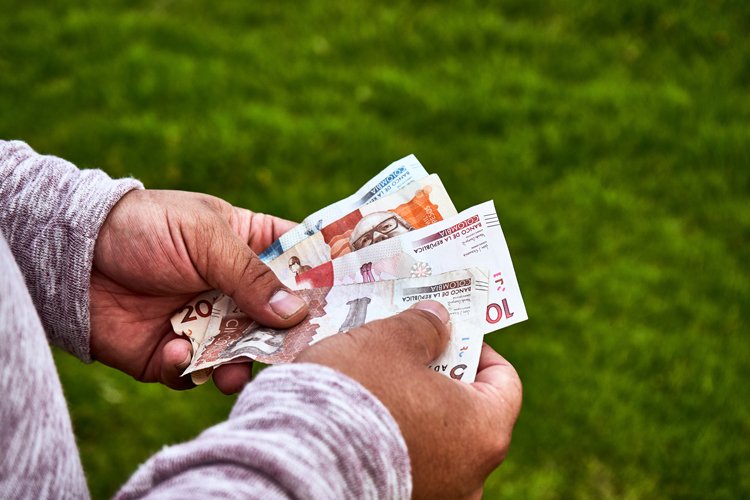 1-ODS-Fin-de-la-pobreza-ECICIENCIA3