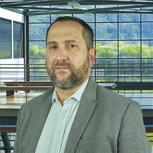 Hans Eduardo Morales Bopp - Julio Garavito