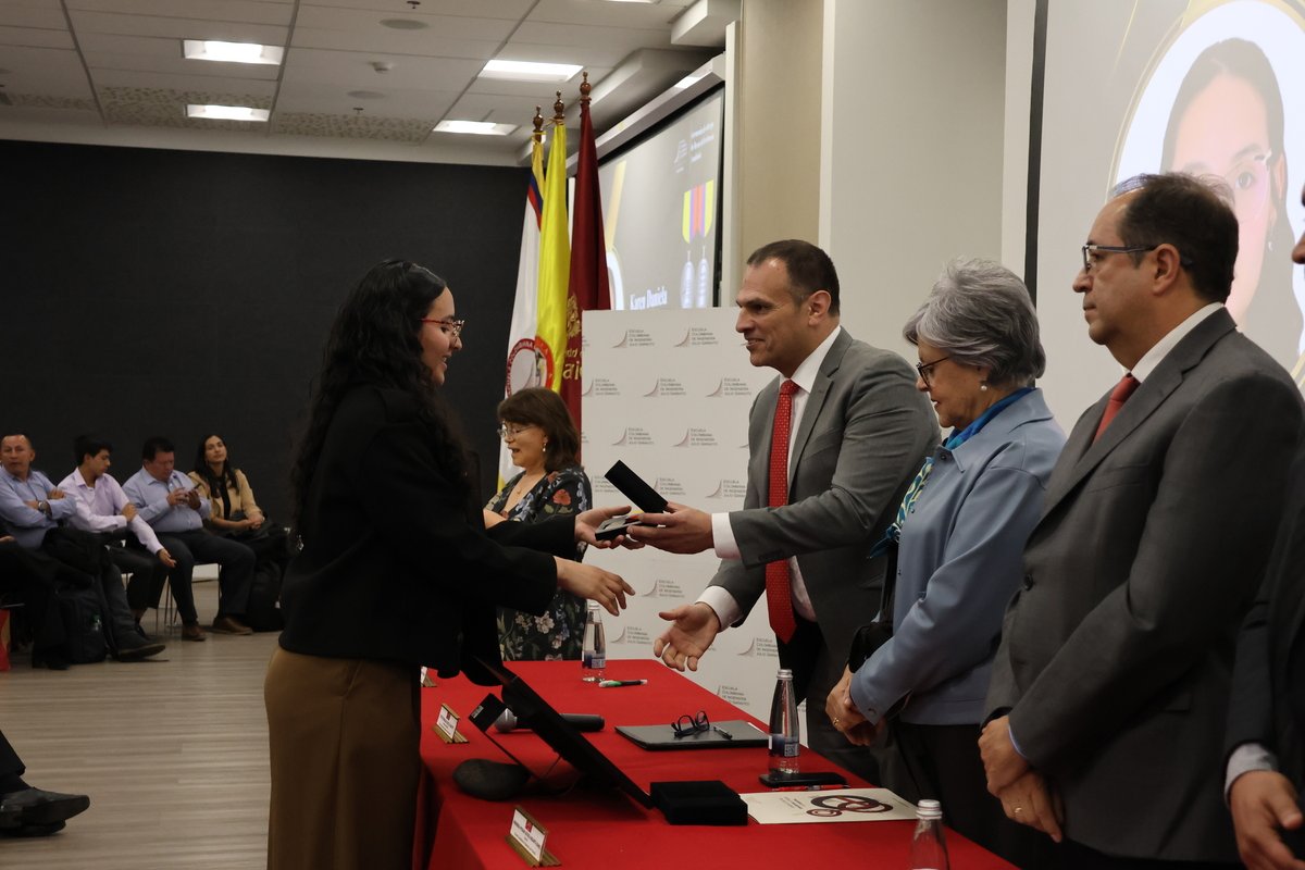BECAS DE EXCELENCIA 2026 - UNIVERSIDAD ESCUELA COLOMBIANA DE INGENIERÍA
