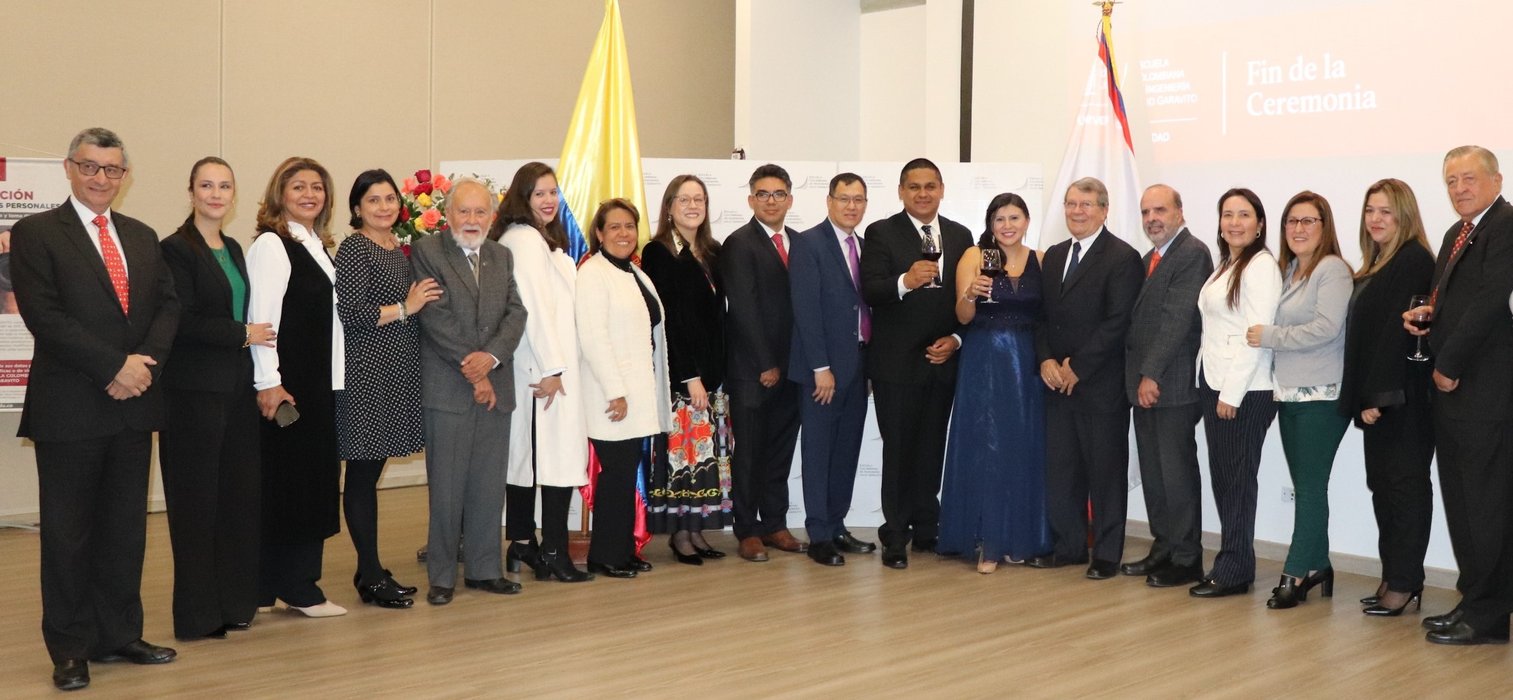 Grados primeros doctores de la Escuela