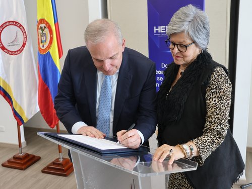 LANZAMIENTO DE HELIX-A - UNIVERSIDAD ESCUELA COLOMBIANA DE INGENIERÍA JULIO GARAVITO