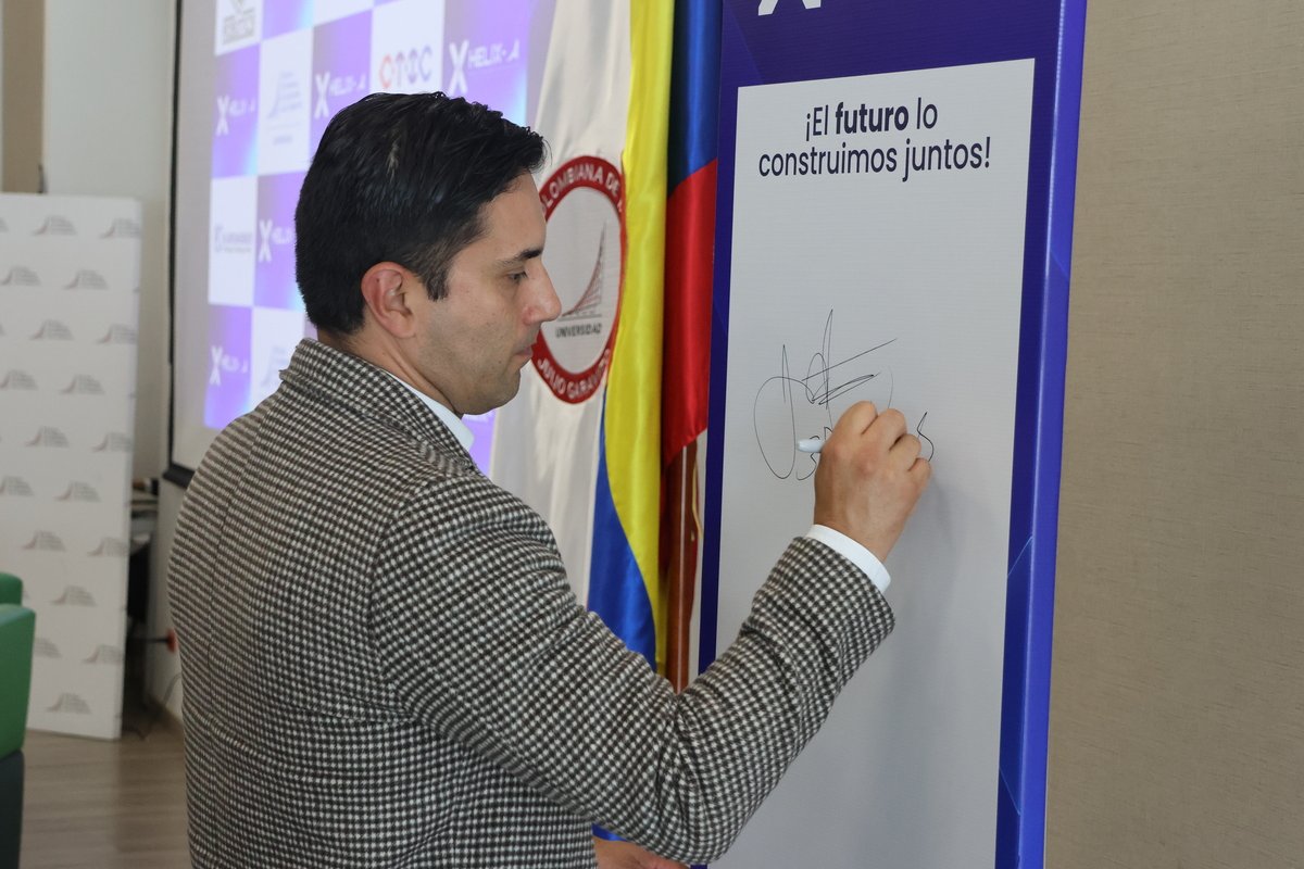 LANZAMIENTO DE HELIX-A - UNIVERSIDAD ESCUELA COLOMBIANA DE INGENIERÍA JULIO GARAVITO