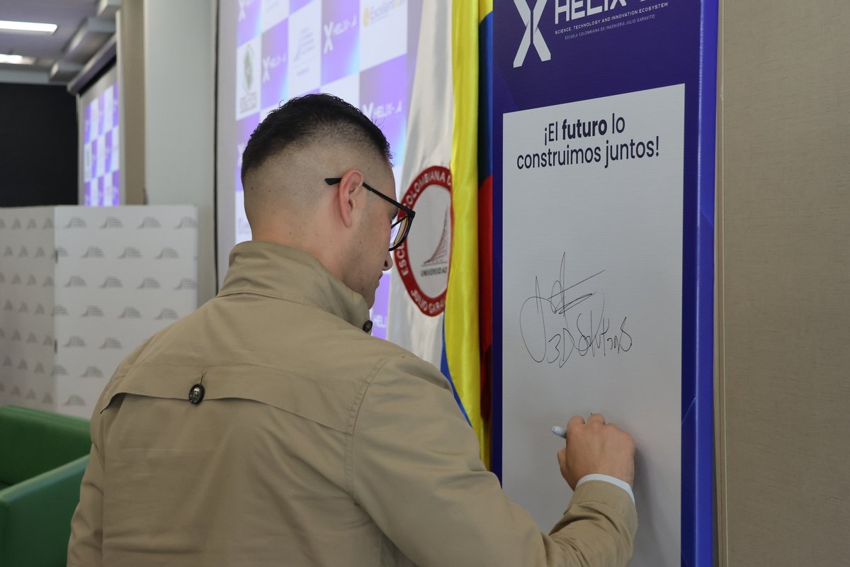 LANZAMIENTO DE HELIX-A - UNIVERSIDAD ESCUELA COLOMBIANA DE INGENIERÍA JULIO GARAVITO