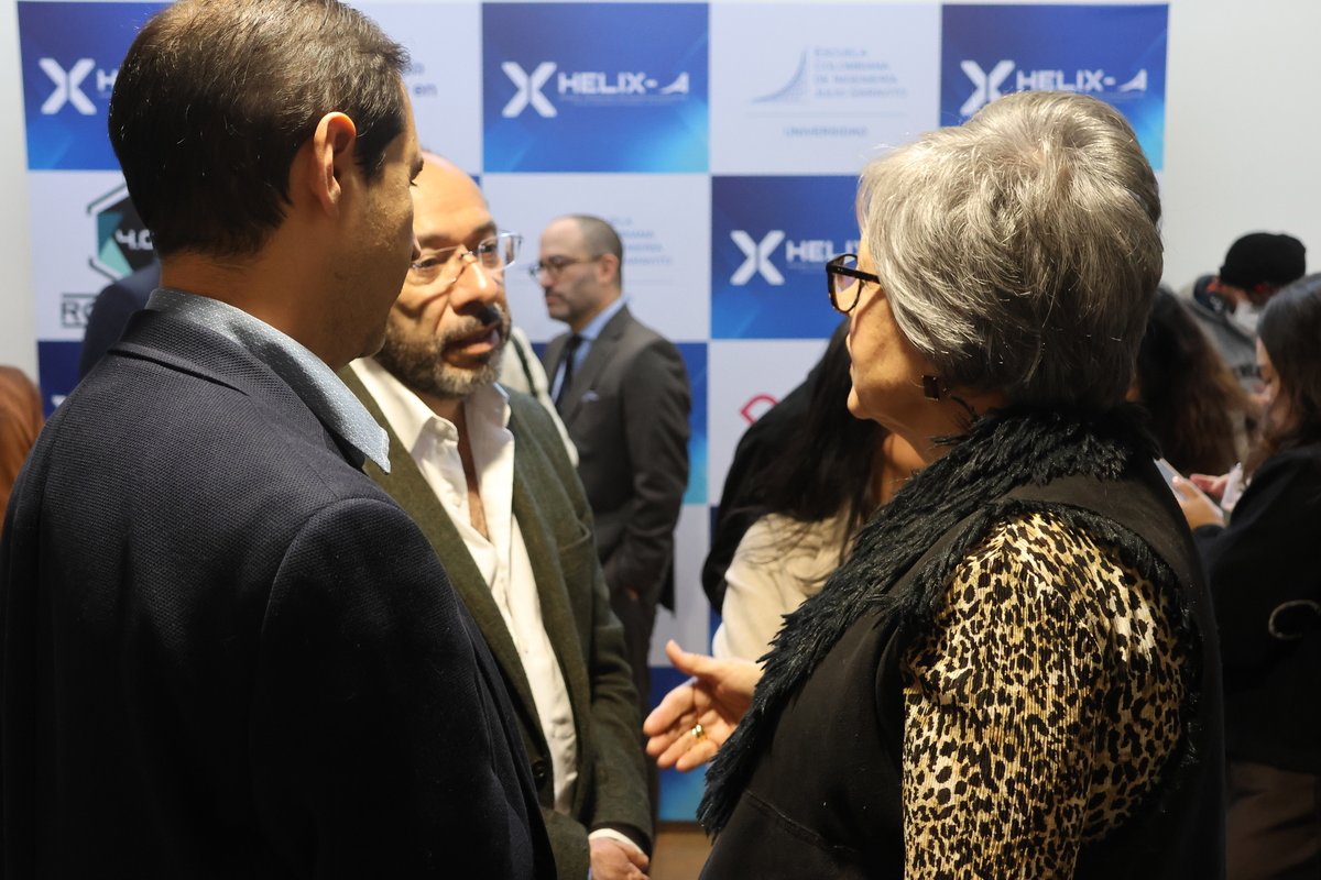 LANZAMIENTO DE HELIX-A - UNIVERSIDAD ESCUELA COLOMBIANA DE INGENIERÍA JULIO GARAVITO