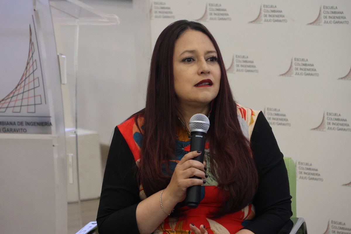 LANZAMIENTO DE HELIX-A - UNIVERSIDAD ESCUELA COLOMBIANA DE INGENIERÍA JULIO GARAVITO
