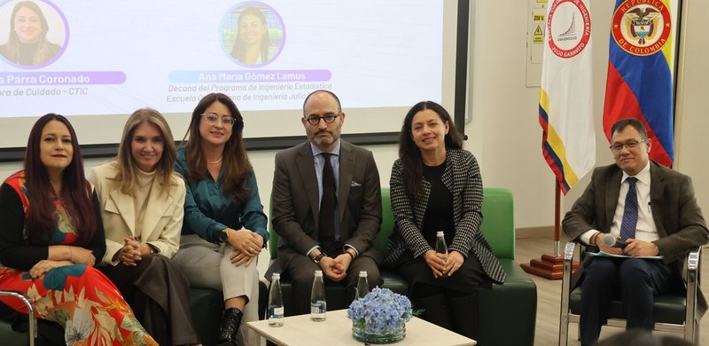 LANZAMIENTO DE HELIX-A - UNIVERSIDAD ESCUELA COLOMBIANA DE INGENIERÍA JULIO GARAVITO