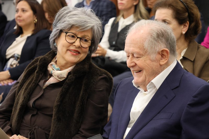 cátedra luis carlos sarmiento angulo