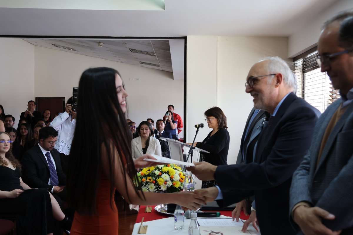 BECAS EXCELENCIA