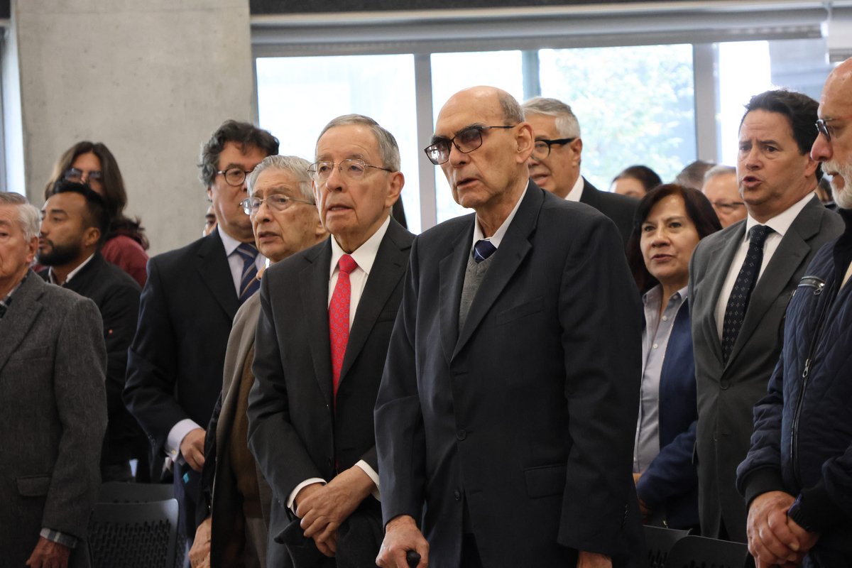 cátedra luis carlos sarmiento angulo