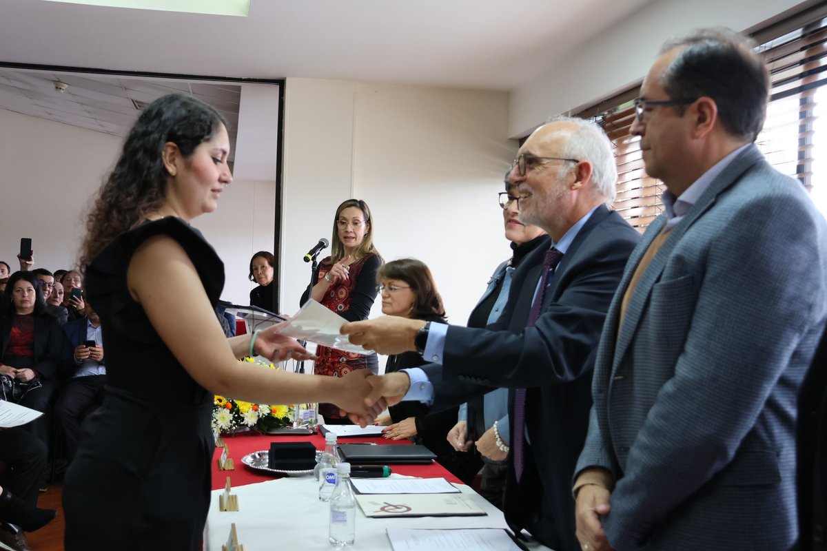 BECAS EXCELENCIA