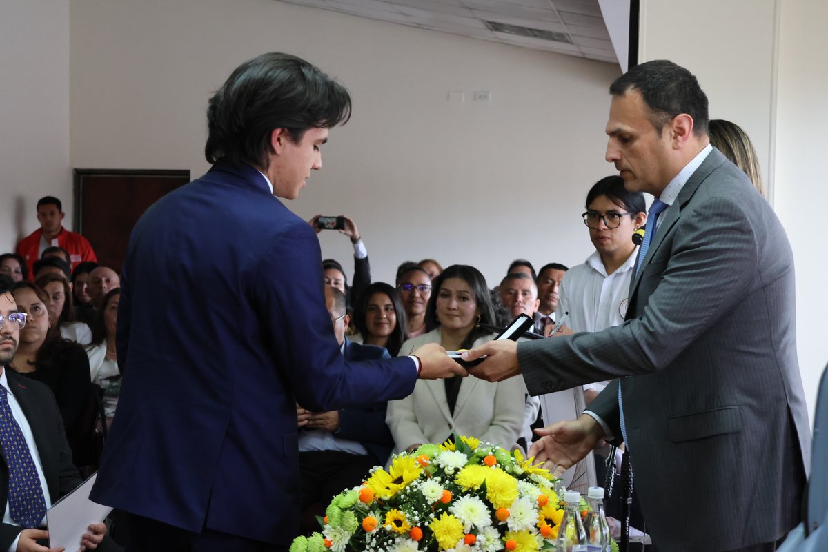 BECAS EXCELENCIA