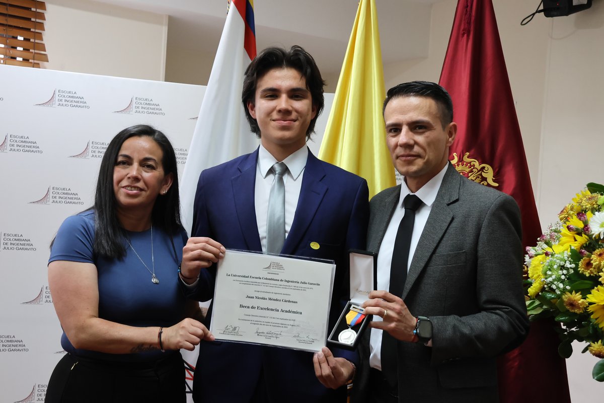 BECAS EXCELENCIA