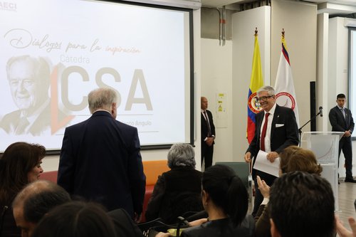 cátedra luis carlos sarmiento angulo