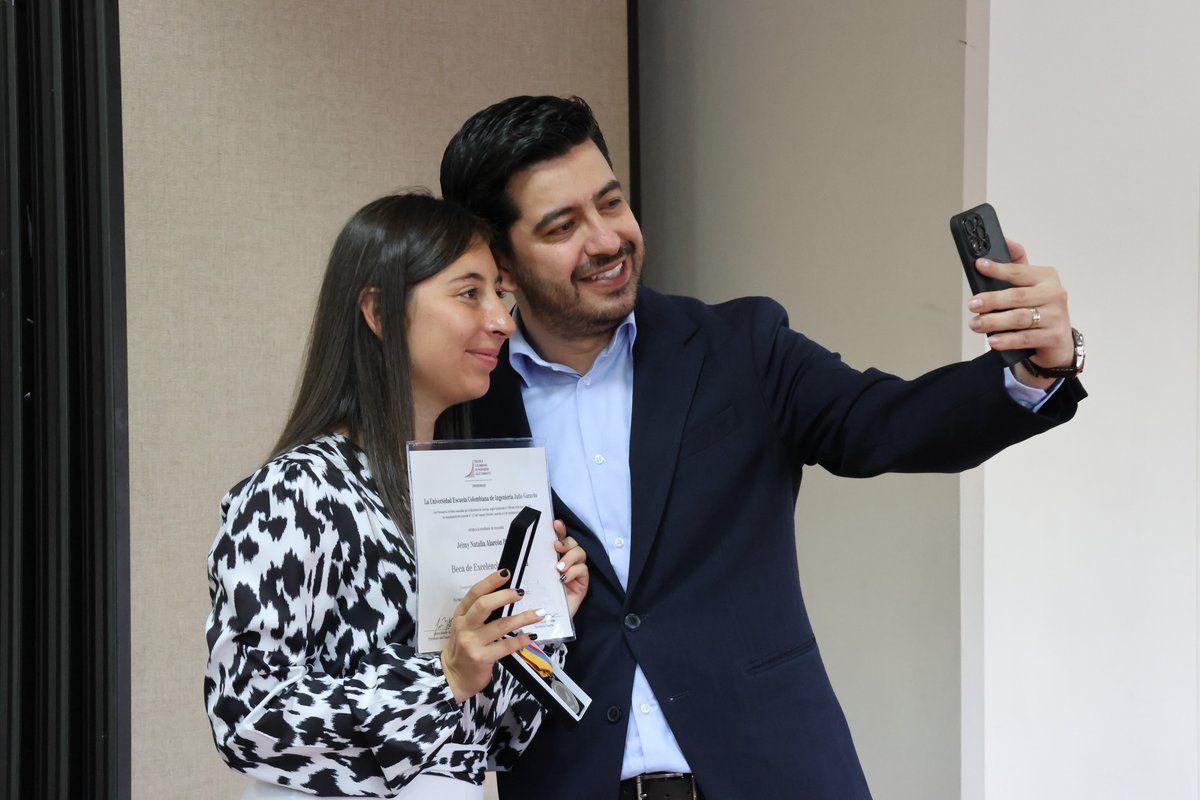 BECAS EXCELENCIA