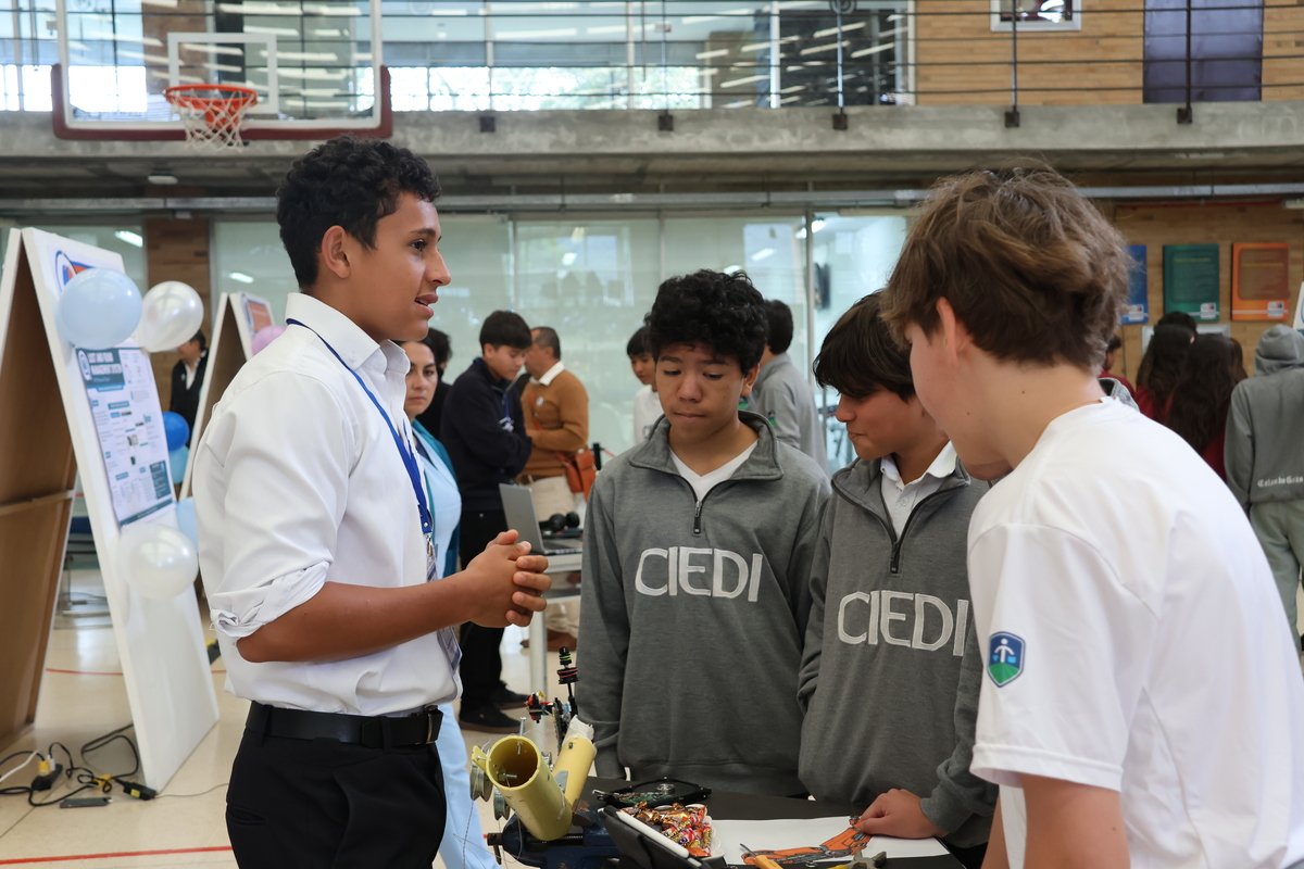 SEGUNDA FERIA IMPACTA DE PROYECTOS PERSONALES