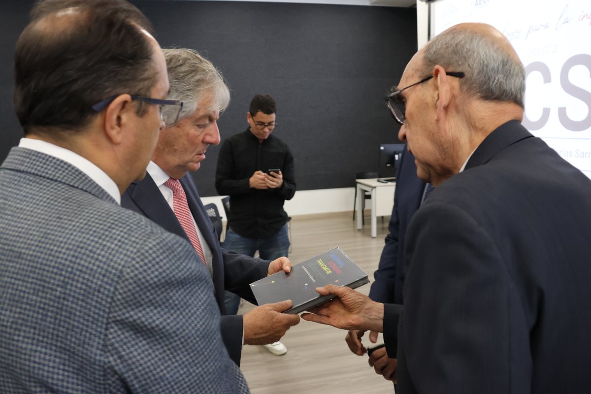 Segundo diálogo Cátedra Luis Carlos Sarmiento Angulo - Universidad Escuela Colombiana de Ingeniería Julio Garavito