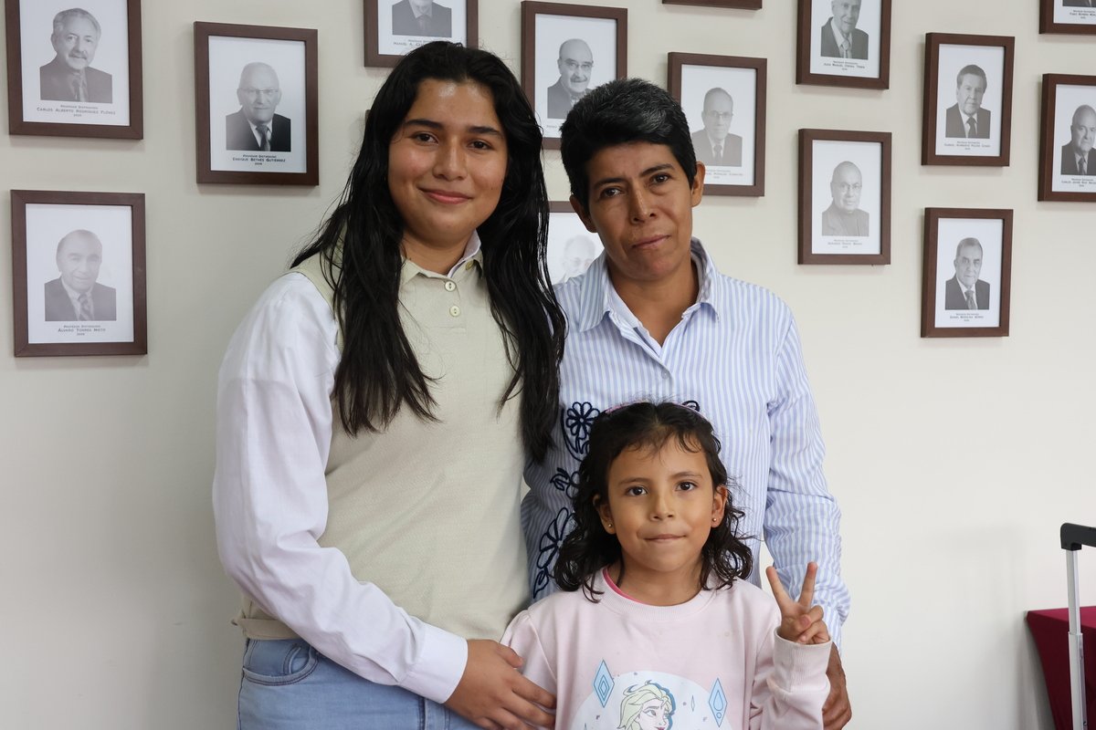 BECAS FUNDADORES BOLIVAR DAVIVIENDA - UNIVERSIDAD ESCUELA COLOMBIANA DE INGENIERÍA JULIO GARAVITO