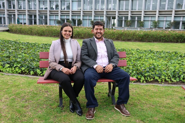GRADUADOS -  empresa Decimetrix