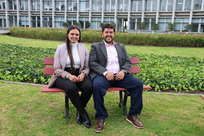GRADUADOS - empresa Decimetrix