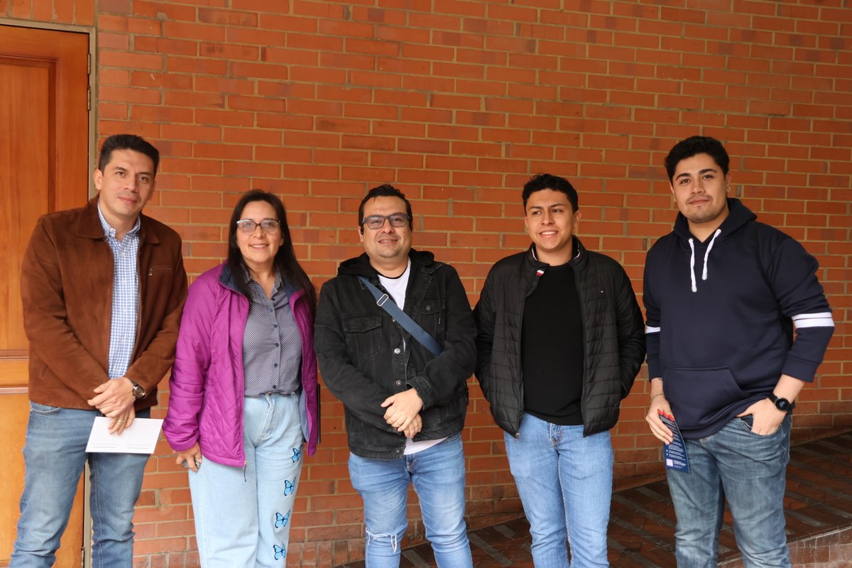 BIENVENIDA A PROFESORES 2025