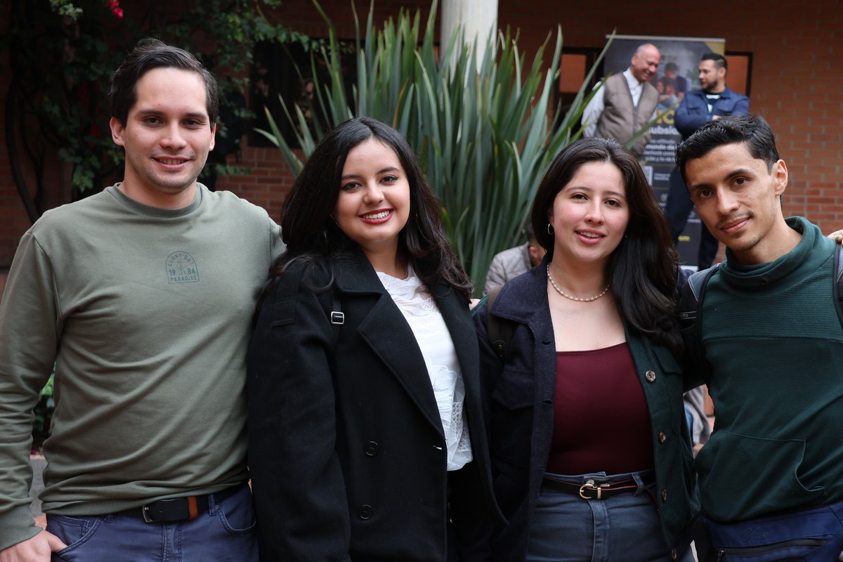 BIENVENIDA A PROFESORES 2025