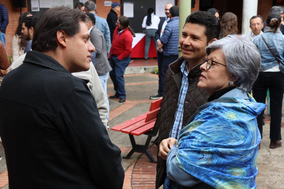 BIENVENIDA A PROFESORES 2025