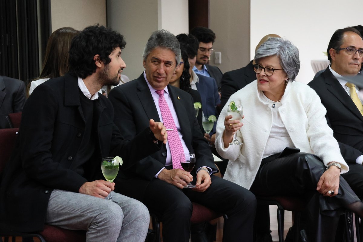 MIEMBROS ADHERENTES DEL CLAUSTRO 2025-2033