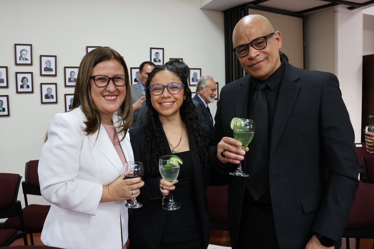 MIEMBROS ADHERENTES DEL CLAUSTRO 2025-2033