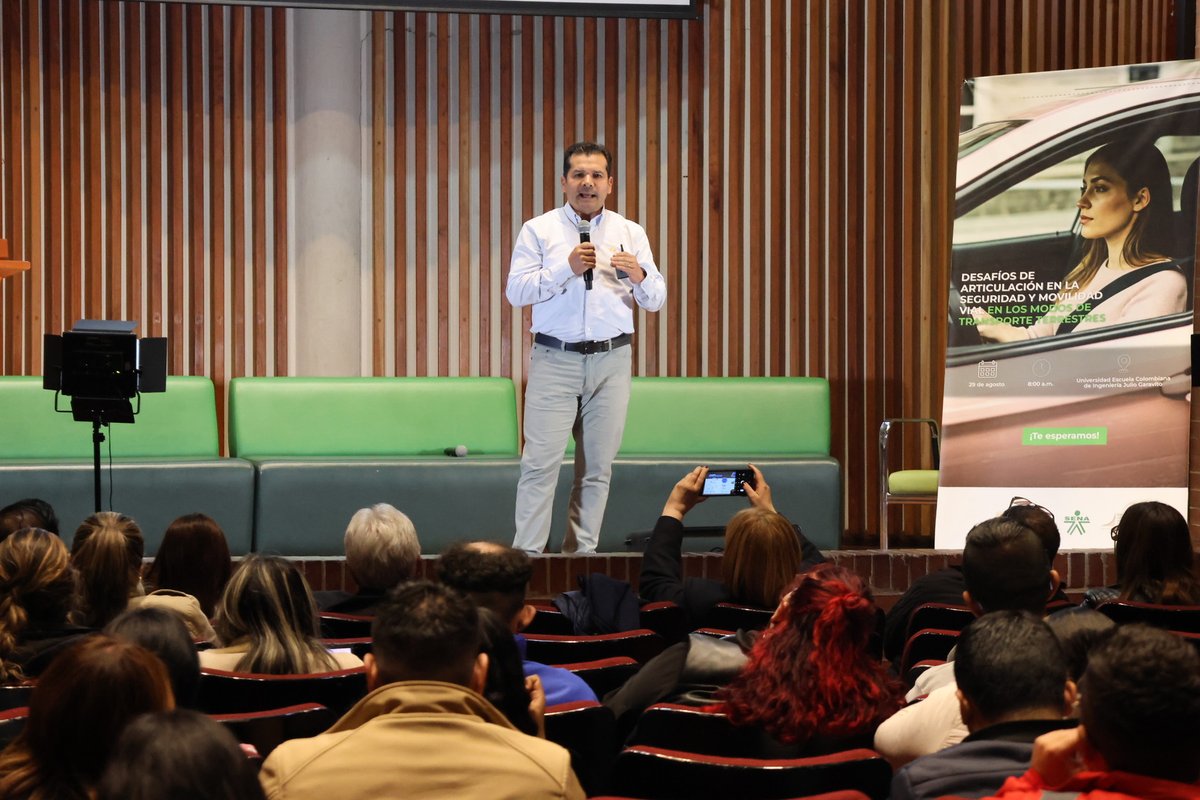 EVENTO ESCUELA Y SENA