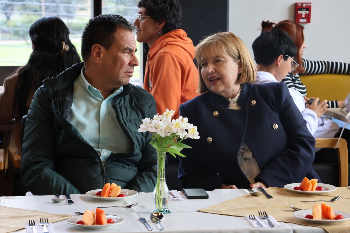 EVENTO ESCUELA Y SENA