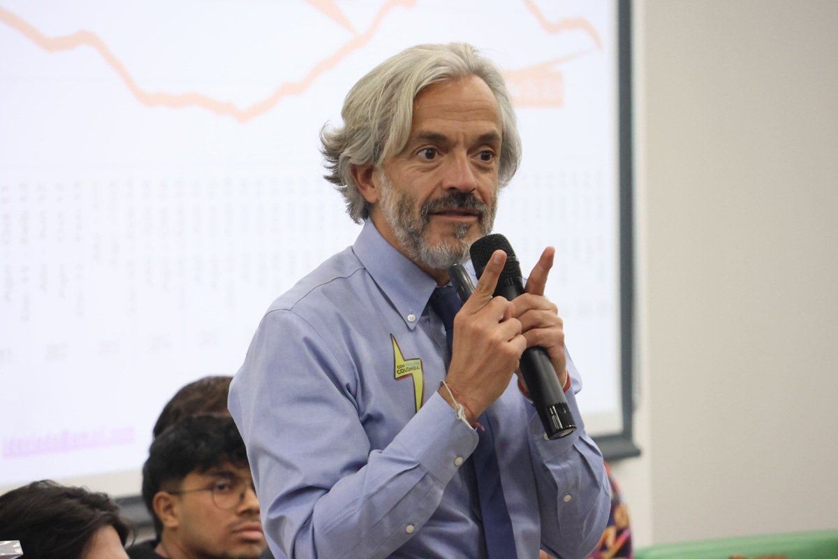 VISITA DANIEL OVIEDO