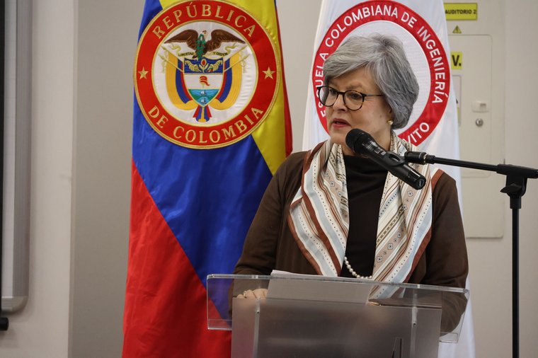 Rectora Myriam Astrid Angarita Gómez