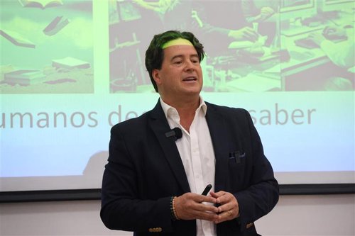 Lanzamiento del libro Conducción, Negociación y Seducción