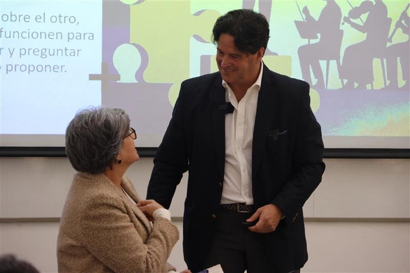 Lanzamiento del libro Conducción, Negociación y Seducción