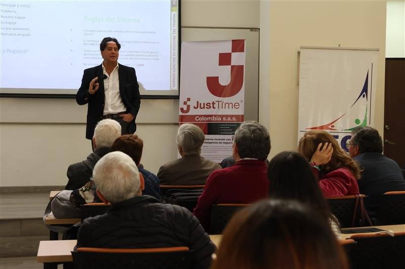 Lanzamiento del libro Conducción, Negociación y Seducción