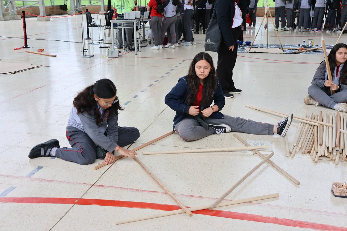 FOTOS TOUR STEM ESCUELA