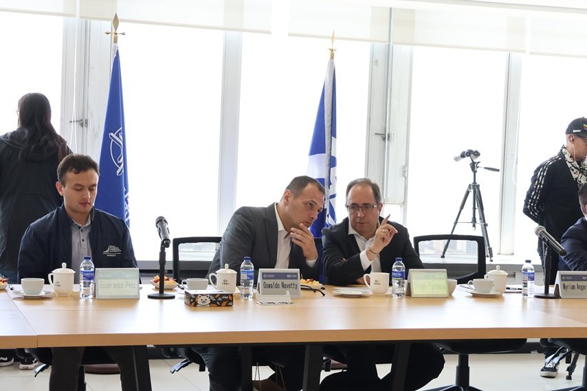 Ceremonia de inauguración de la Alianza Universitaria Empresarial Ferroviaria de Bogotá