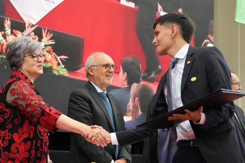 GRADOS 2025