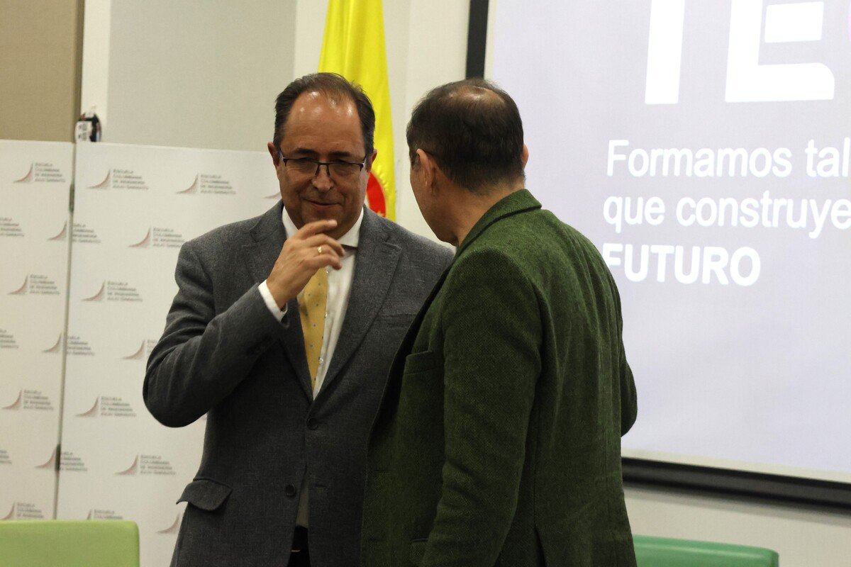 ESCUELA TEC