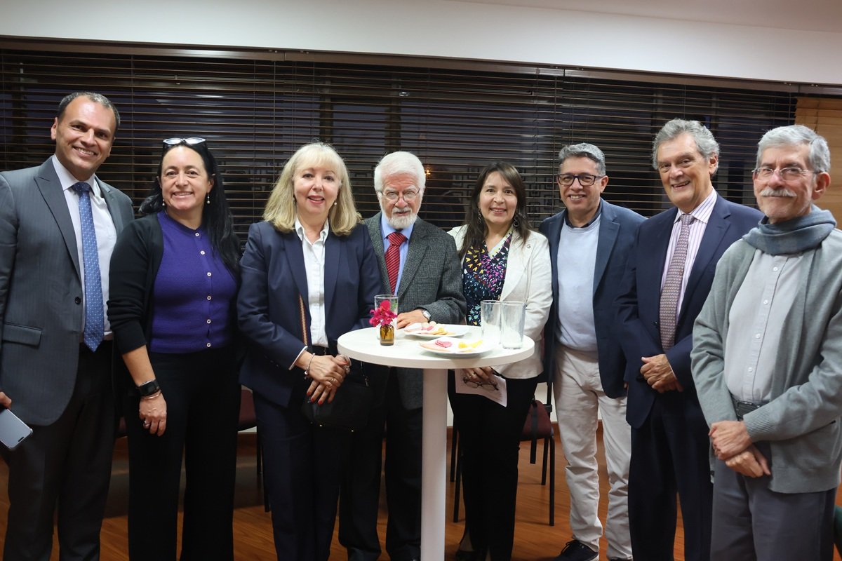 40 AÑOS SISTEMAS
