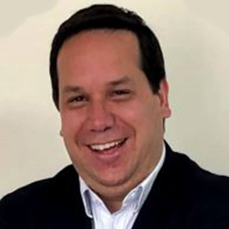 6-Alejandro-Barragan.jpg