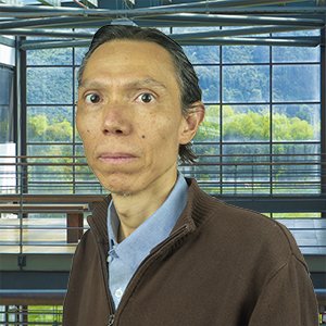 79685305.jpg