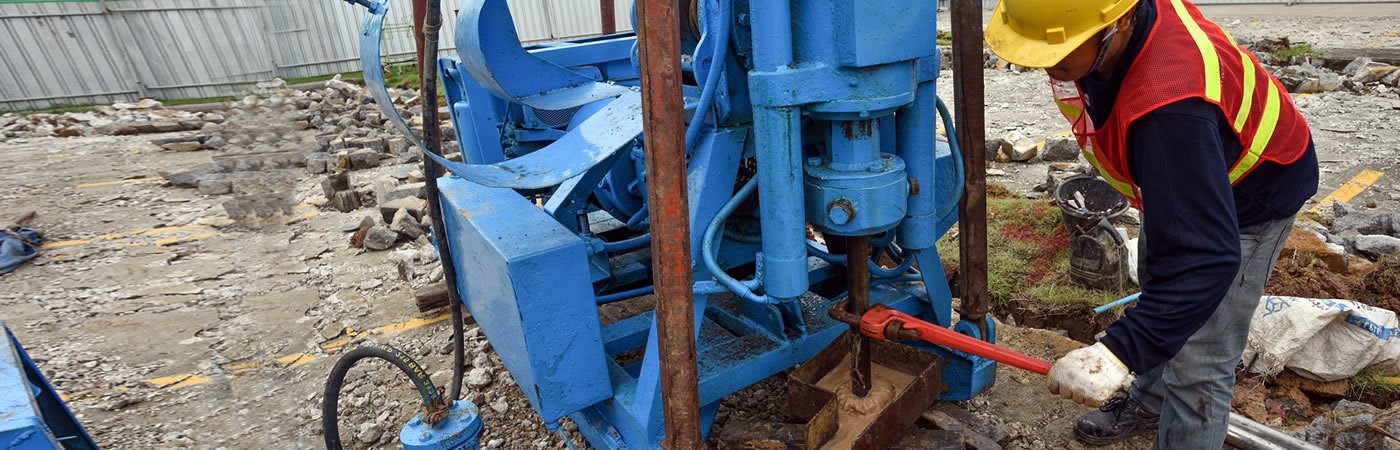 Análisis y Evaluación de Riesgo en Geotecnia.jpg