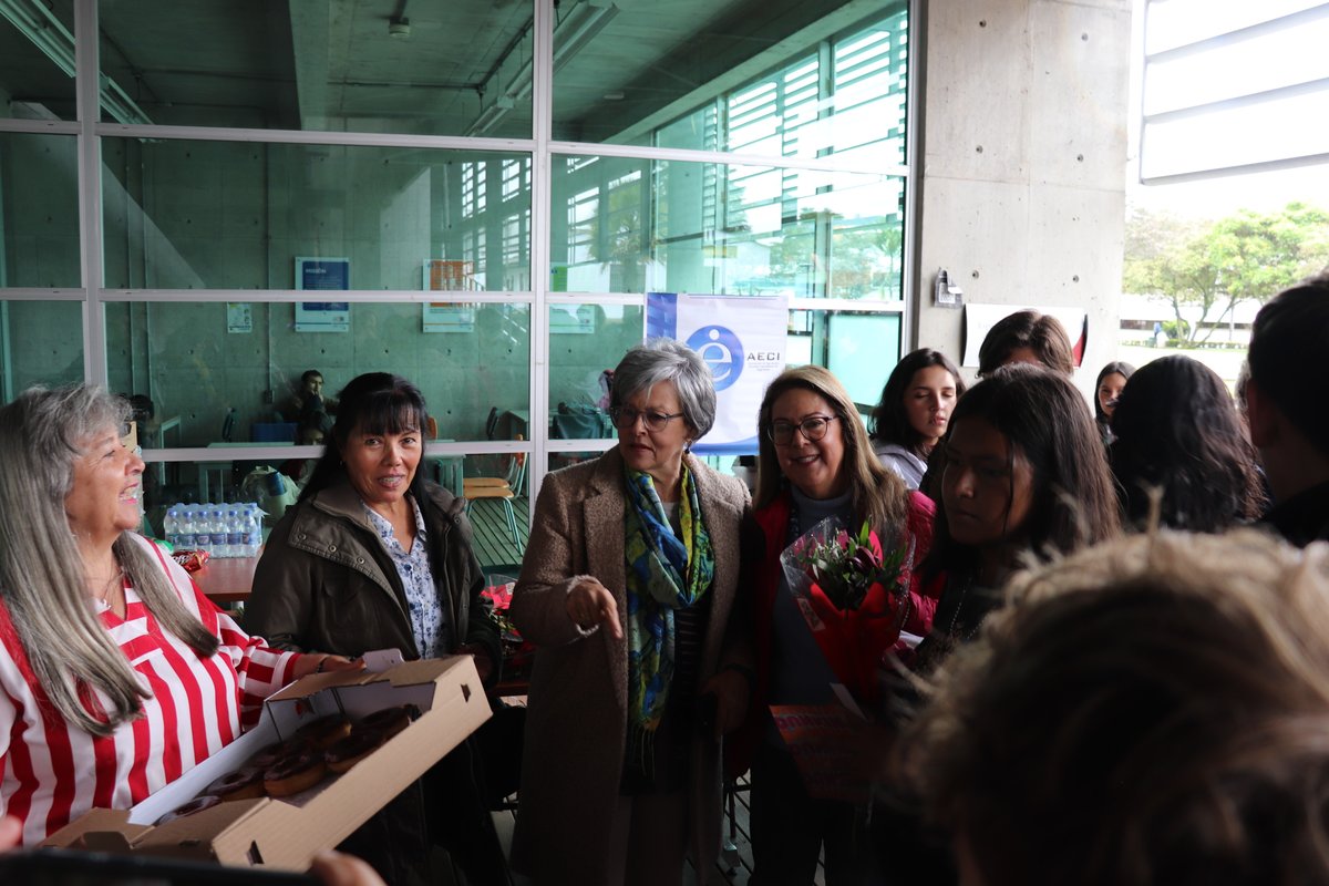 Asociación de Egresados de la Escuela (2)