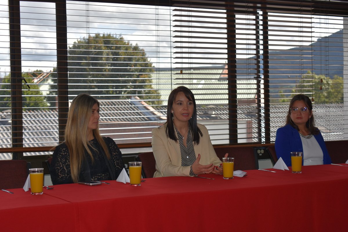 BECAS FUNDACION BOLIVAR 3