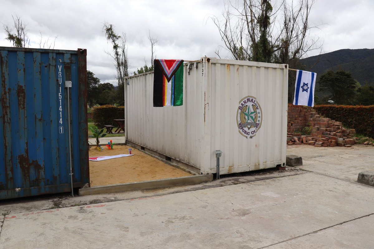 Bananality Republic of Evil (1).