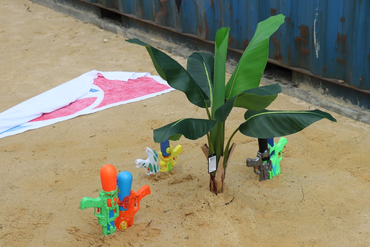 Bananality Republic of Evil (14).