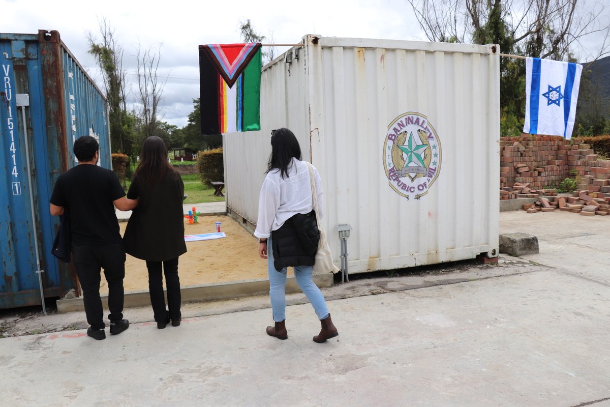 Bananality Republic of Evil (18).