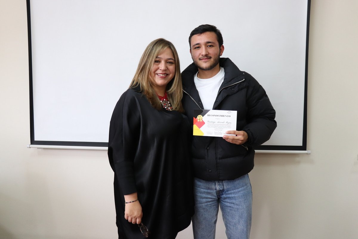 Becarios Kospie (12).