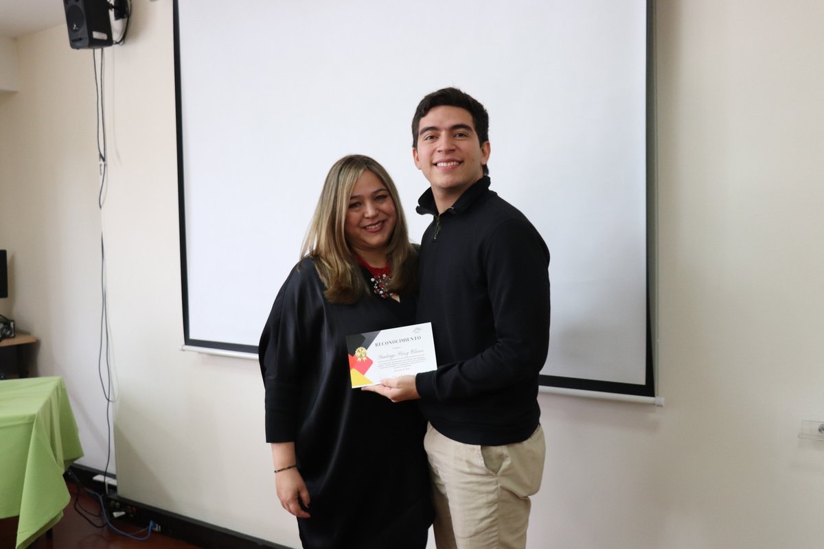 Becarios Kospie (15).